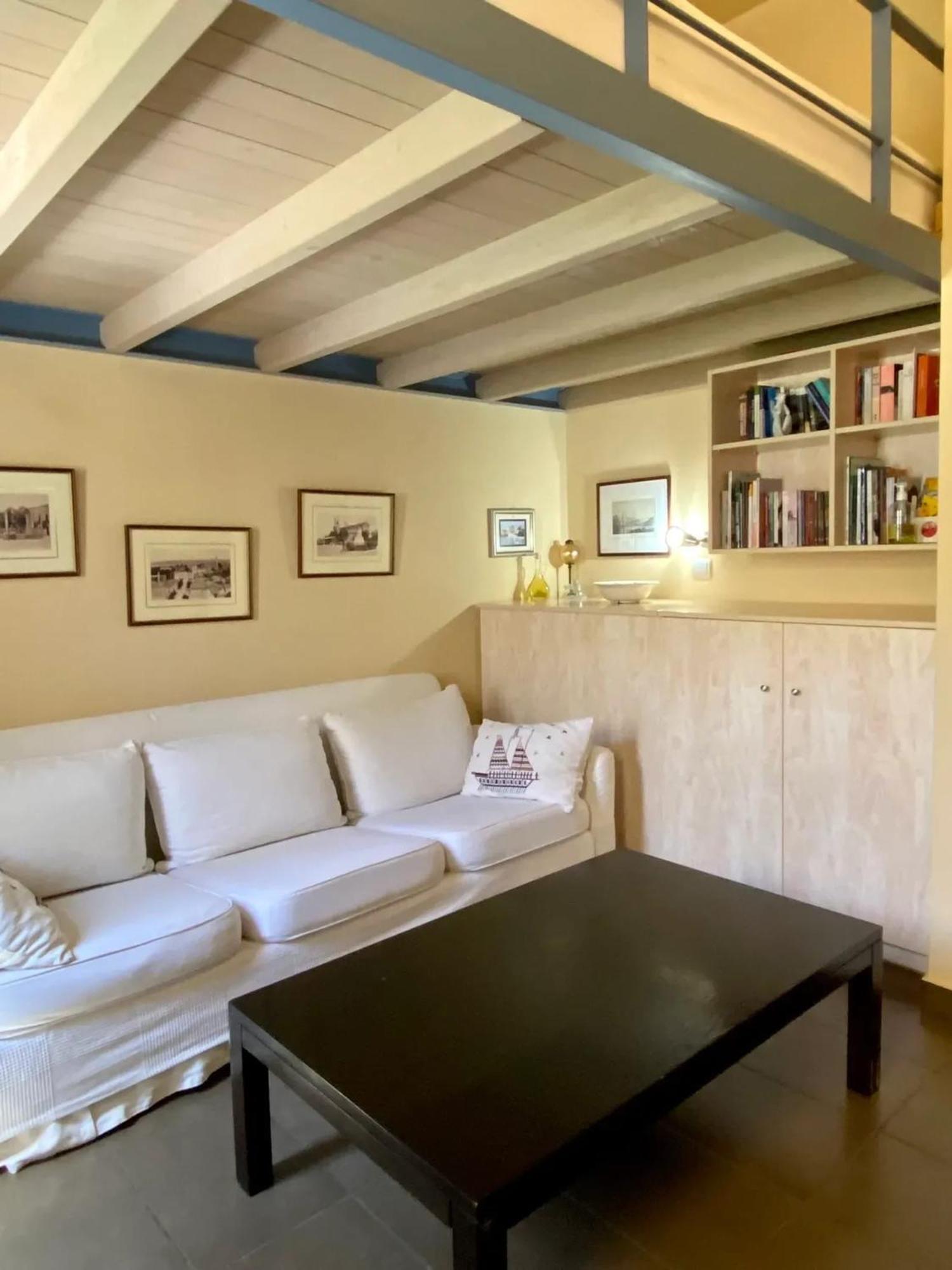 Charming House With Sea View In Chrousa, Fenced Garden Holiday home Chrousa