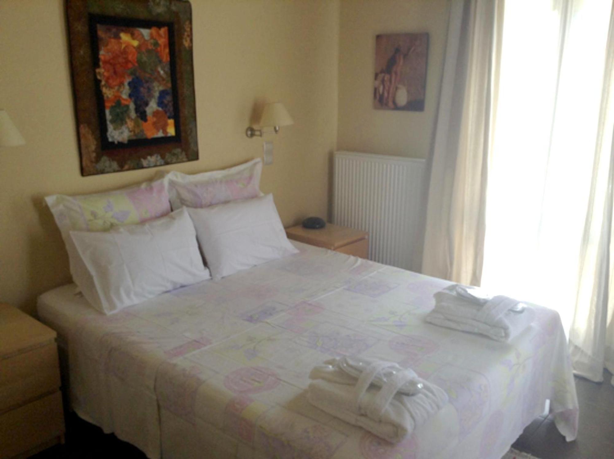 Charming House With Sea View In Chrousa, Fenced Garden
