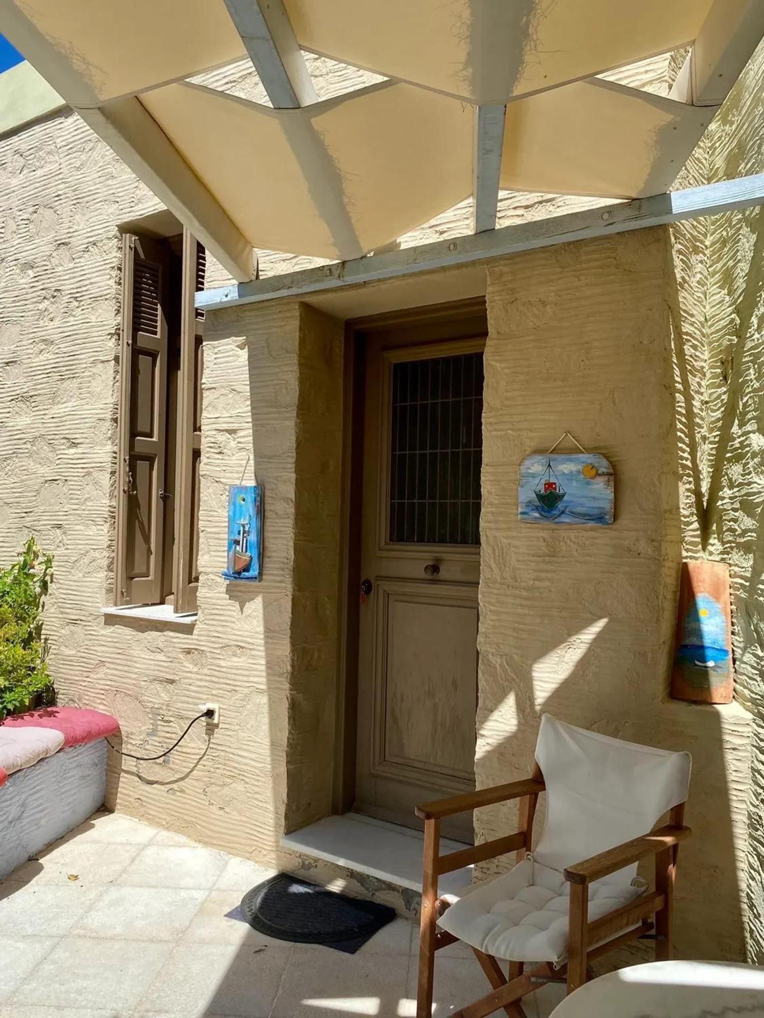 Charming House With Sea View In Chrousa, Fenced Garden Holiday home Chrousa