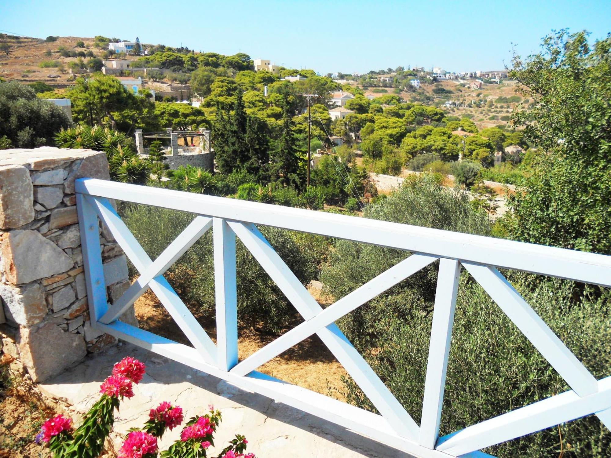 Charming House With Sea View In Chrousa, Fenced Garden * Chrousa