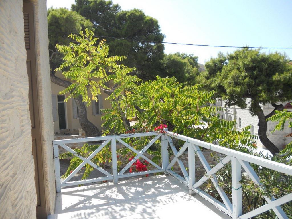Charming House With Sea View In Chrousa, Fenced Garden * Chrousa